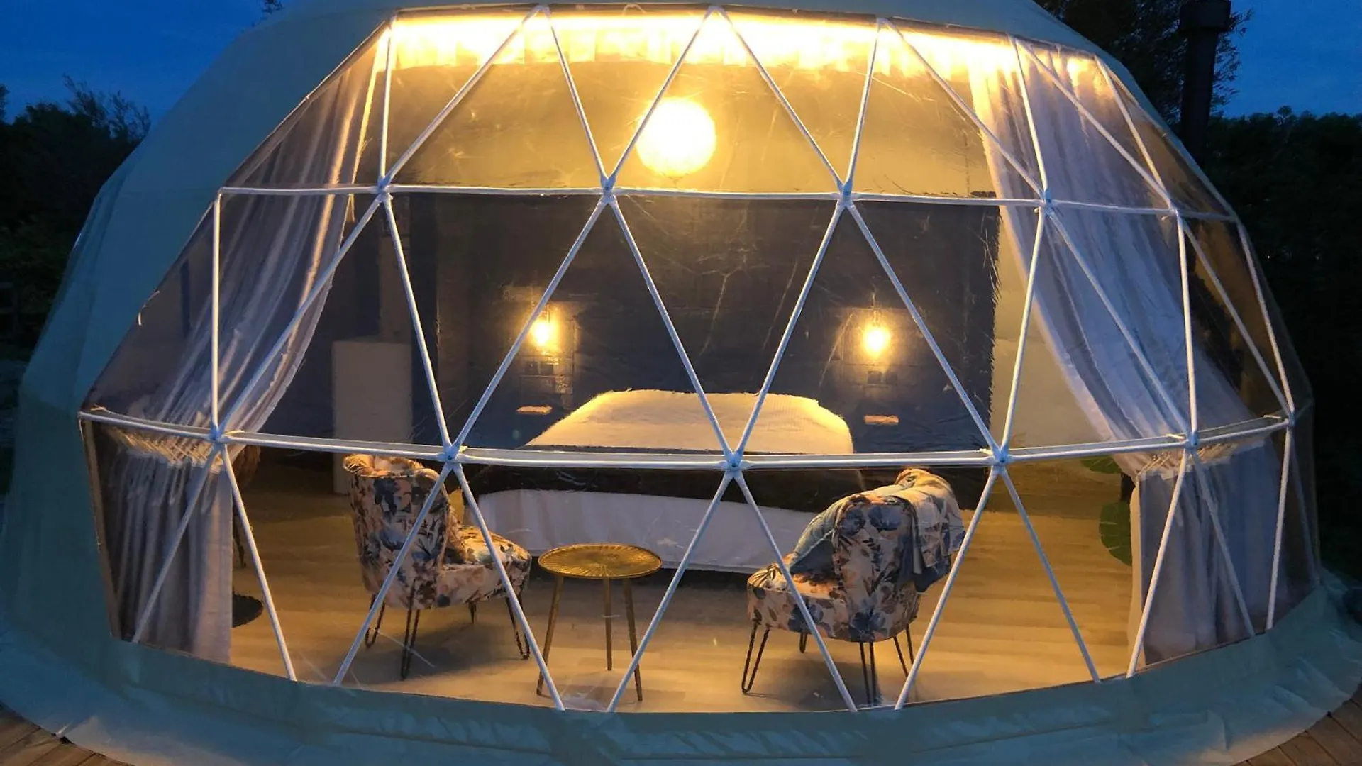Hotel Id Glamping De Coude Scheure Middelkerke 0*,