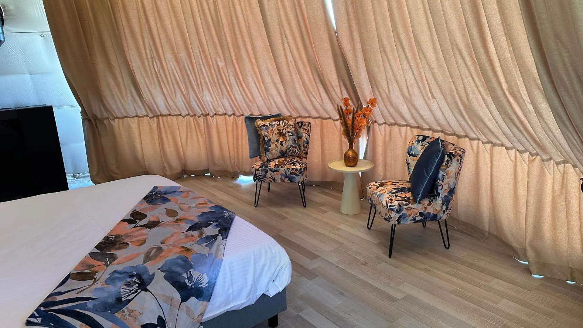 Hotel Id Glamping De Coude Scheure Middelkerke Luxusní stan