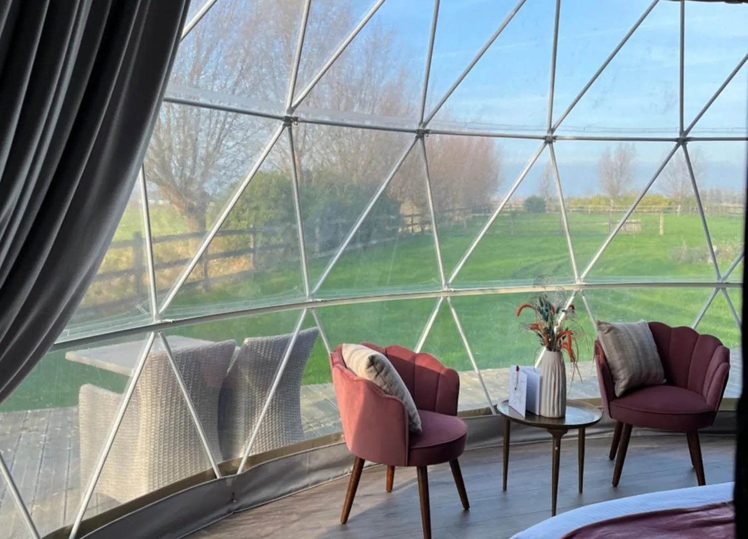 Hotel Id Glamping De Coude Scheure Middelkerke Belgie